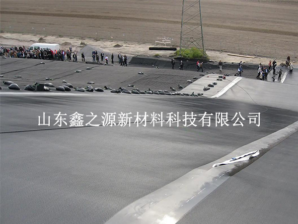 沼氣池黑膜鋪出褶皺？5 大原因找準(zhǔn)了才能對(duì)癥下藥